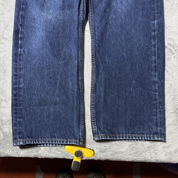 Levis 505 Jeans Mens 36x30 (36x23.5) Blue Straight Leg Denim Classic Medium Wash - Picture 2 of 12